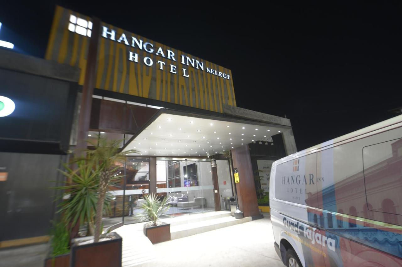 Hangar Inn Select Aeropuerto Guadalajara Las Pintas Bagian luar foto