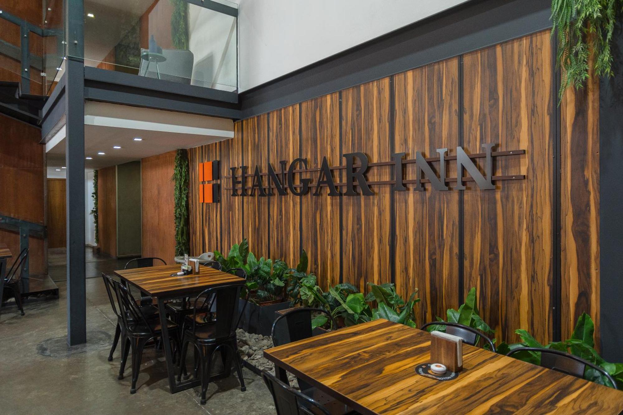Hangar Inn Select Aeropuerto Guadalajara Las Pintas Bagian luar foto